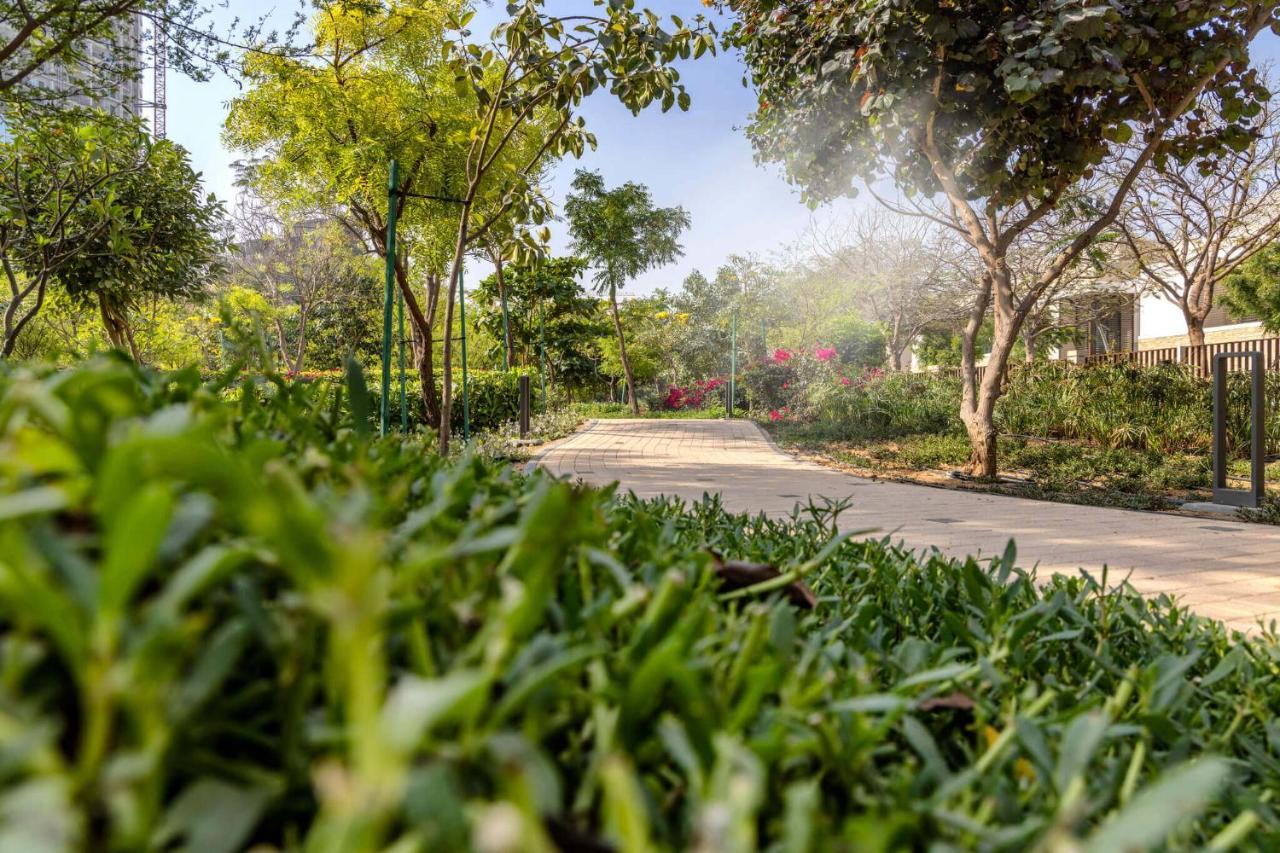 By Latinem Luxury 2br Cvr B1308 Near Burj Khalifa Apartment